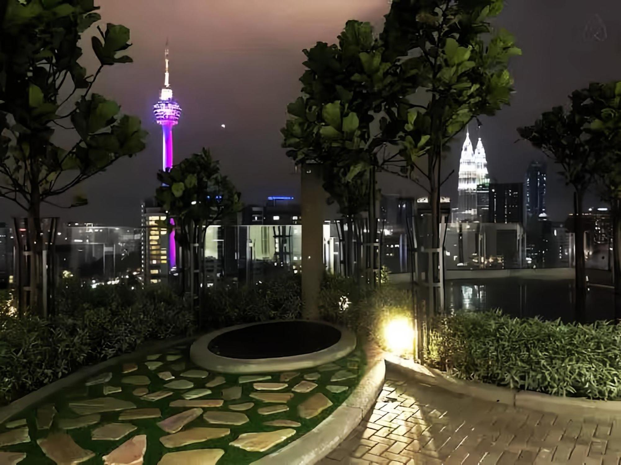 The Robertson Bukit Bintang Apartment *